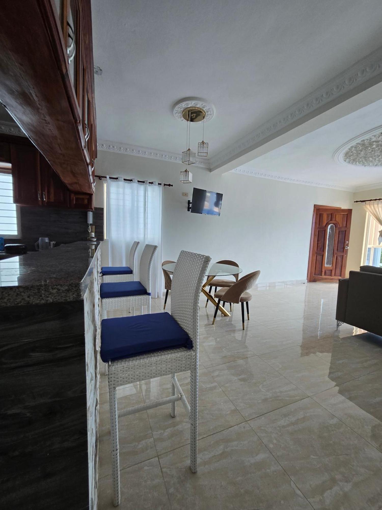 Madome Aparta Hotel Pedernales Exterior photo